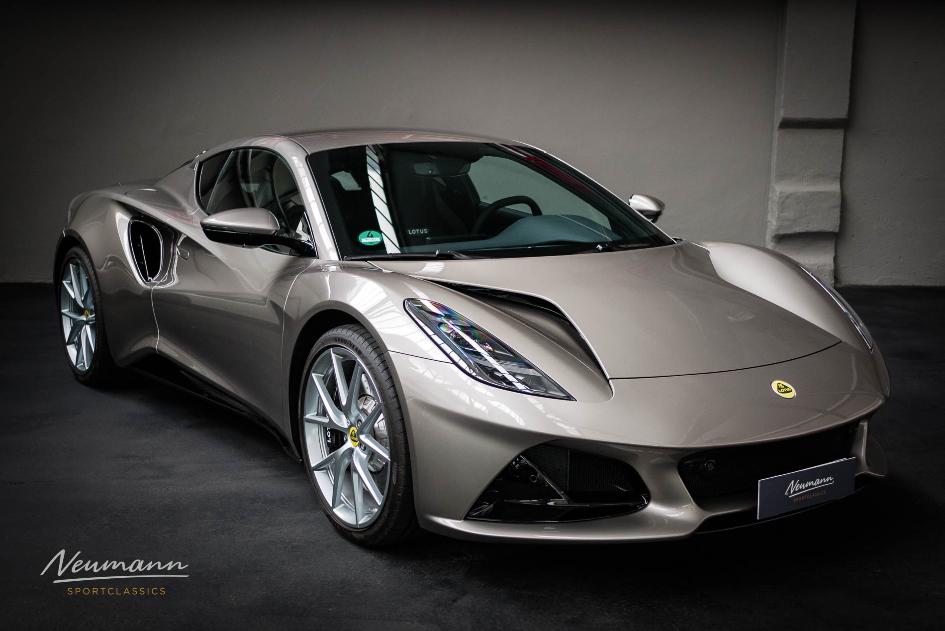 Lotus-Emira-10