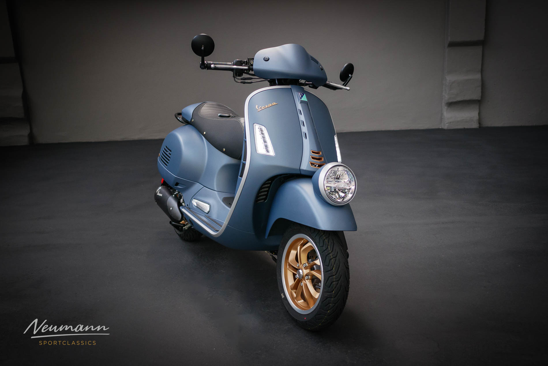 Vespa_officina8-11